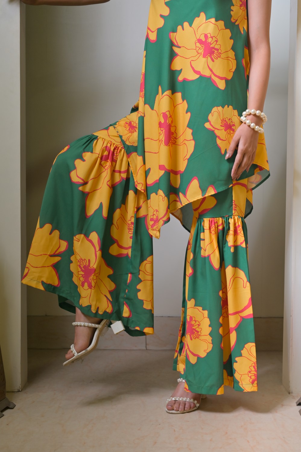 Jade & Sunflower