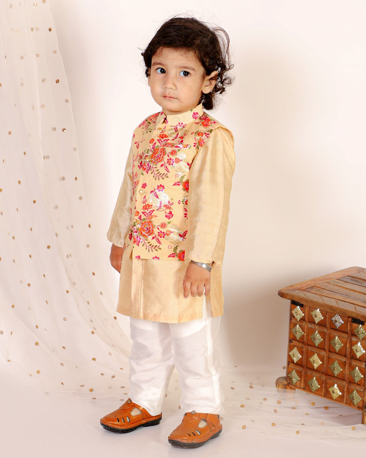 Kurta Set With Floral Jacket