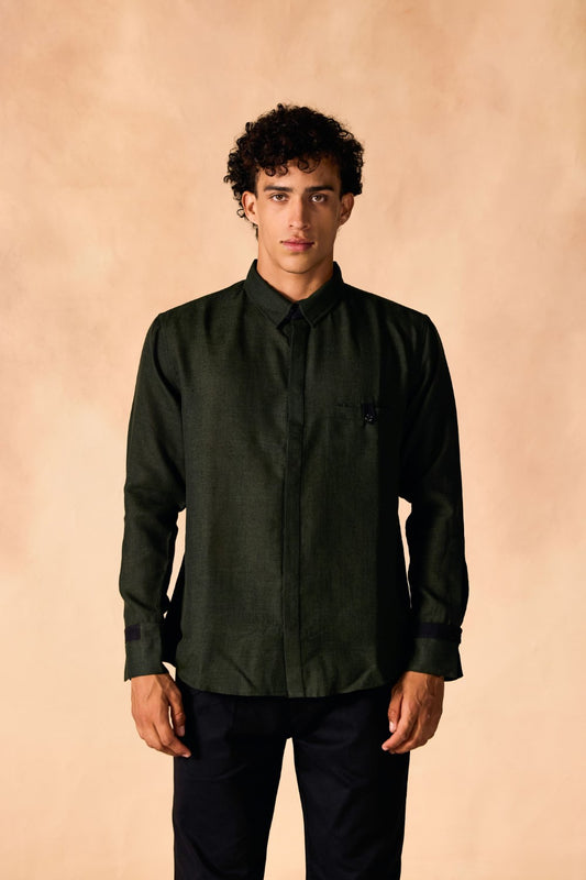 Tab Collar Contrast Trim Shirt
