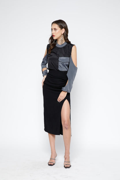 Two-Tone Cut-out Sleeves Top