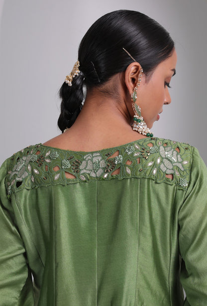 Haritah-Set Of 3 -Teej Special Festive Suit