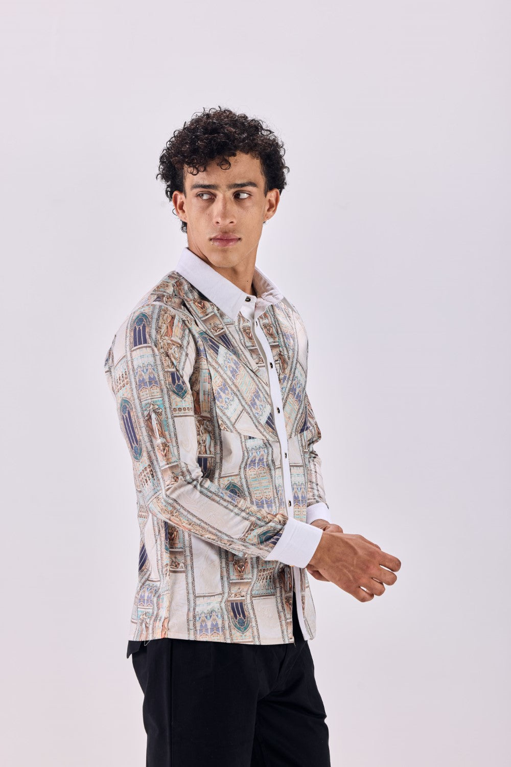 Contrast Collar Ancient Roman Print Button-Up Shirt