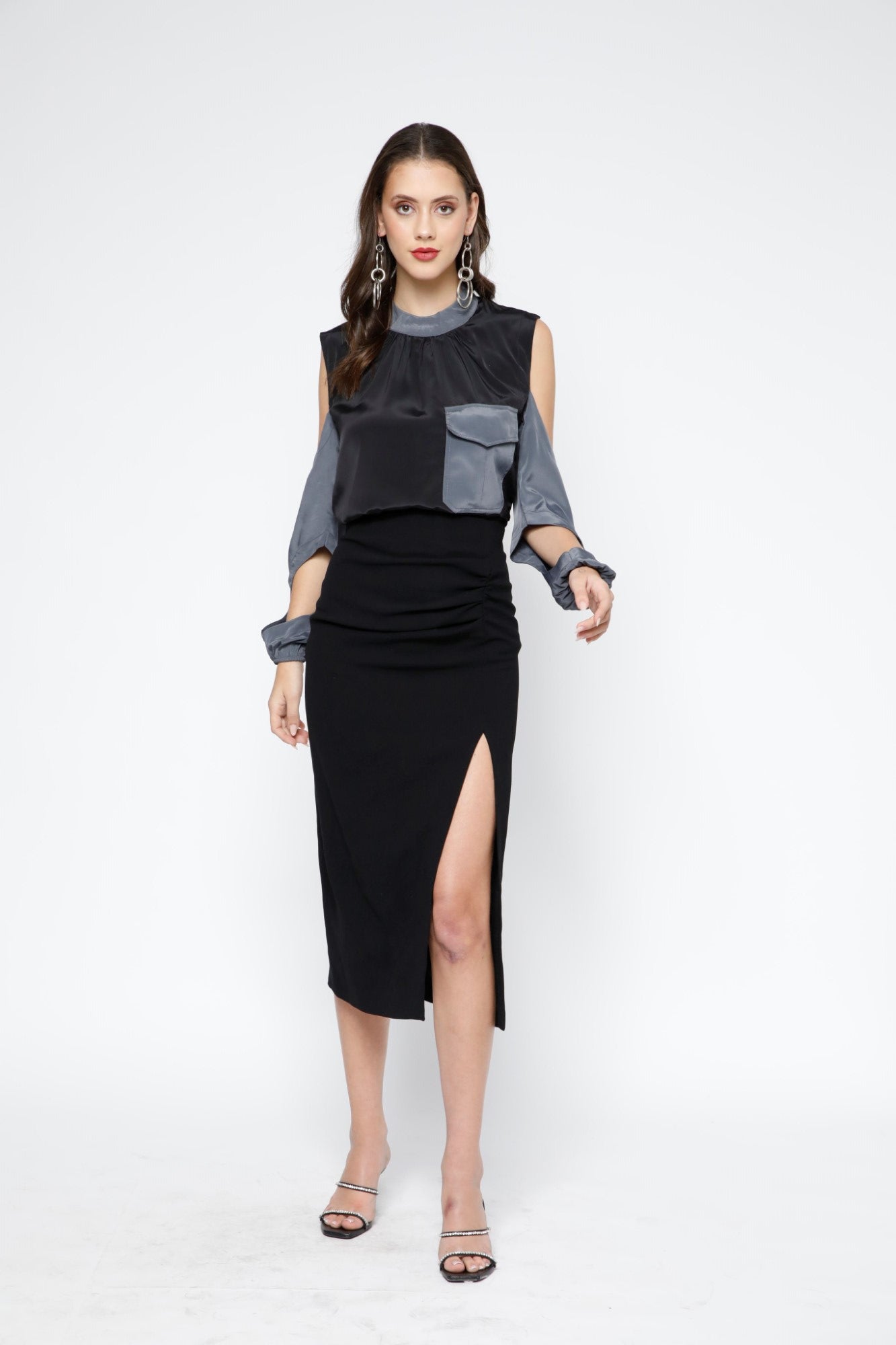 Two-Tone Cut-out Sleeves Top