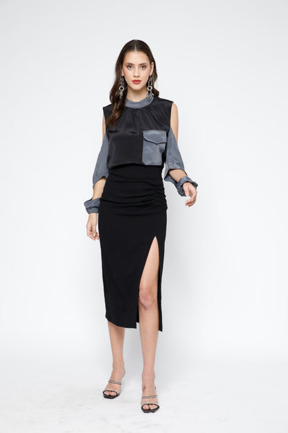 Two-Tone Cut-out Sleeves Top