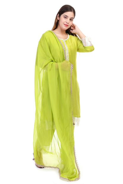 Muslin kurta set with lace work