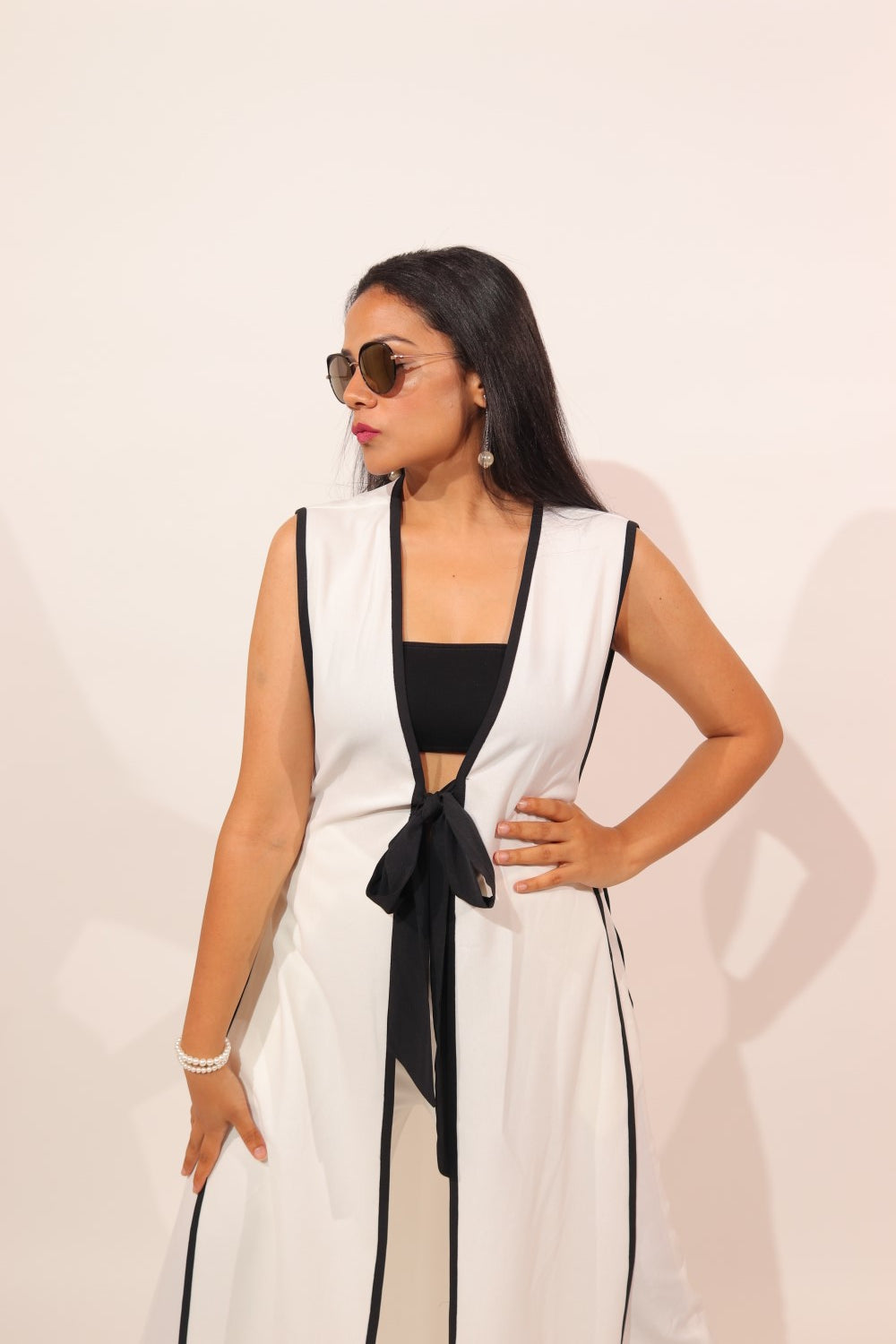 Black and White Harmony Set
