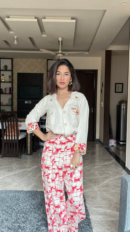 Scarlet Grid Linen Set